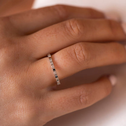Ring i 14 karat hvitt gull med diamanter 1,9 mm, bilde 2 av 2
