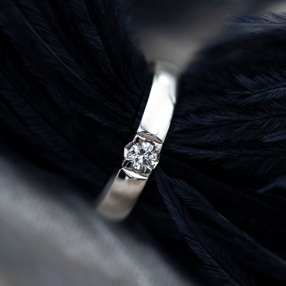 Beta ring i 14 karat hvitt gull med diamant 0,20 ct, bilde 3 av 4