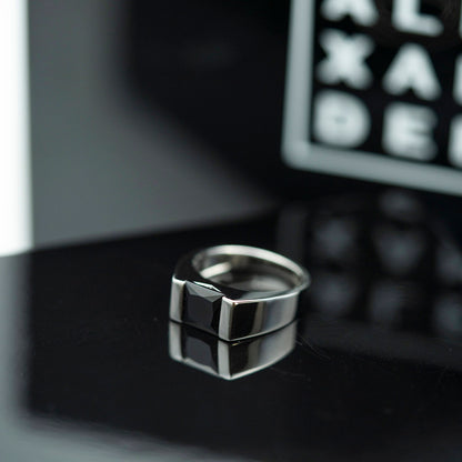 Ring i rhodinert sølv med sort zirkonia 8 mm, bilde 2 av 4