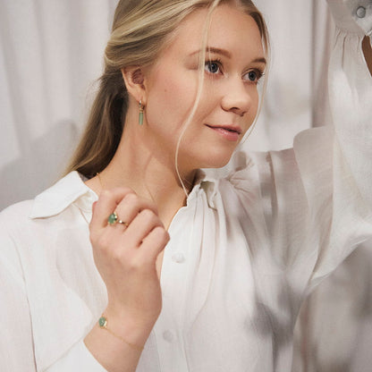 Serenity Beam ring i forgylt 925 sølv med aventurin, 2 mm bred, bilde 4 av 4