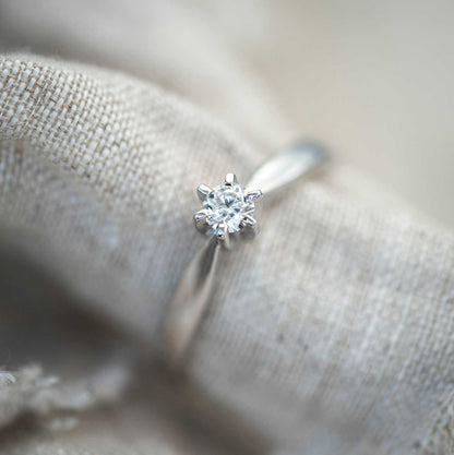 CAPELLA RING I GULL M/DIA 0,10 CT WSI 1210001-010