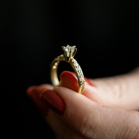 Superstar ring i gull med diamant 0,56 ct TW/SI, str. 48-62, nr. 2210004-058