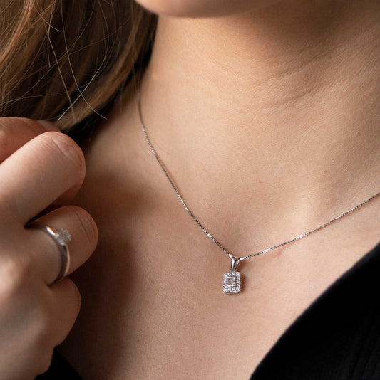 ANHENG I GULL MED DIAMANT 0,15 CT WSI 16150012