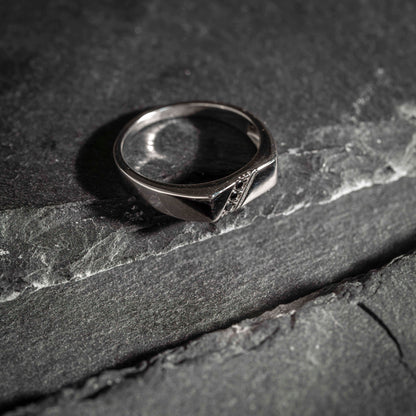 Ring i 925 sølv med sort zirkonia, 2 mm bred, 5 mm høy, bilde 5 av 5
