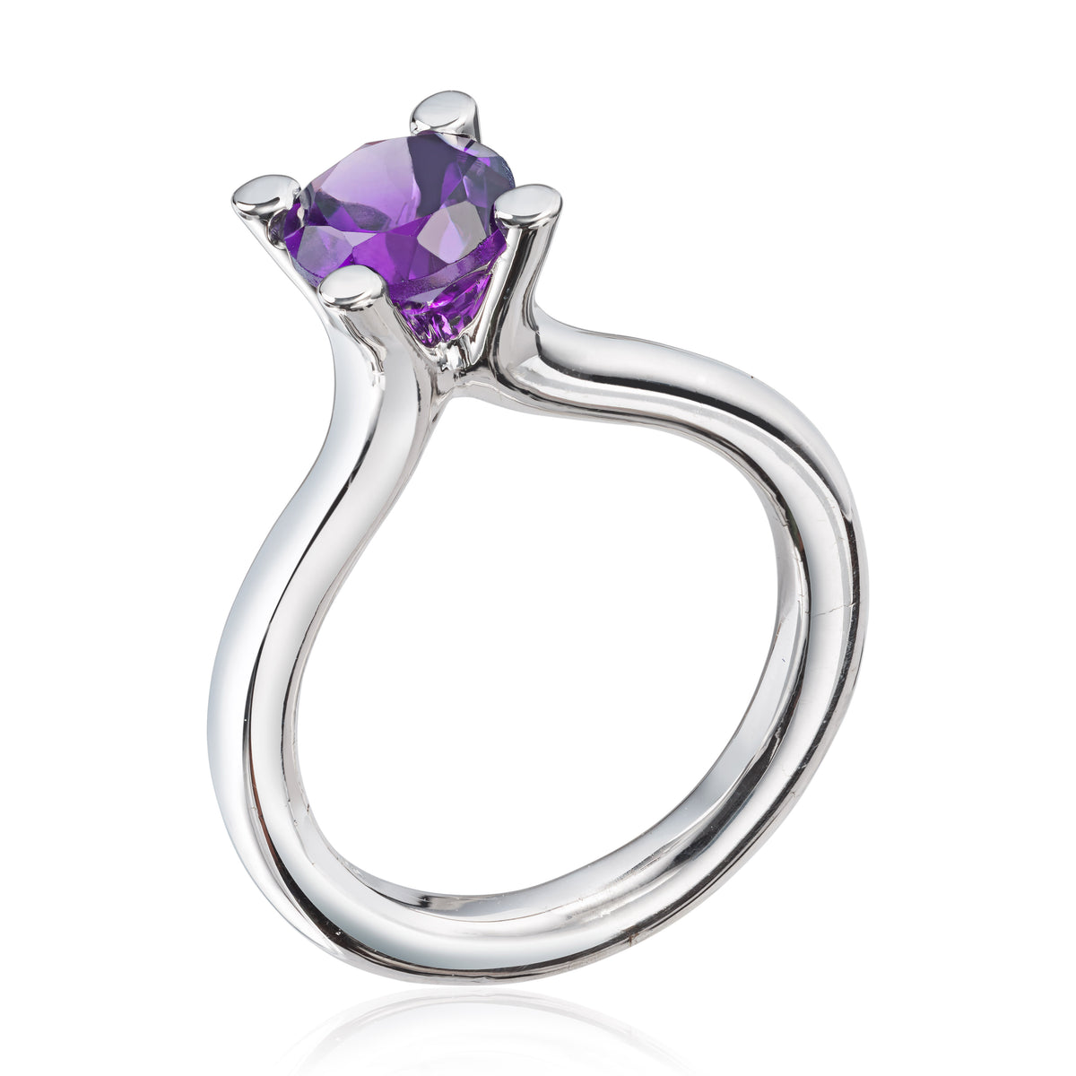Visholm Design ring i 585 hvitt gull med ametyst 3,4 mm