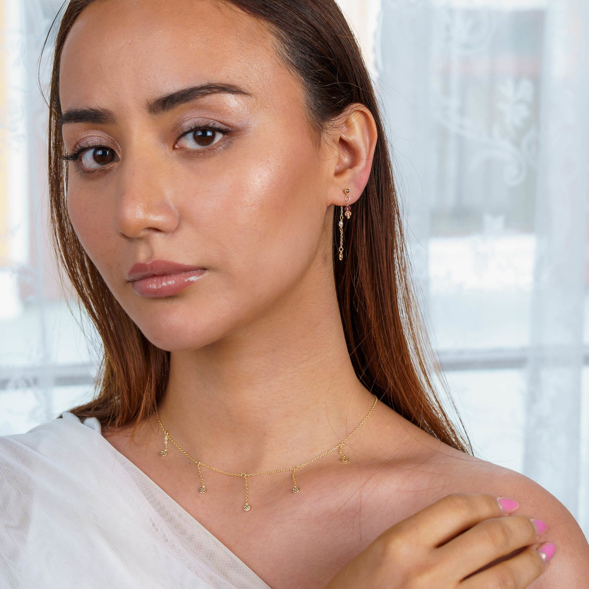 Elm øredobber i forgylt 925 sølv med zirkonia og perler, bilde 3 av 6