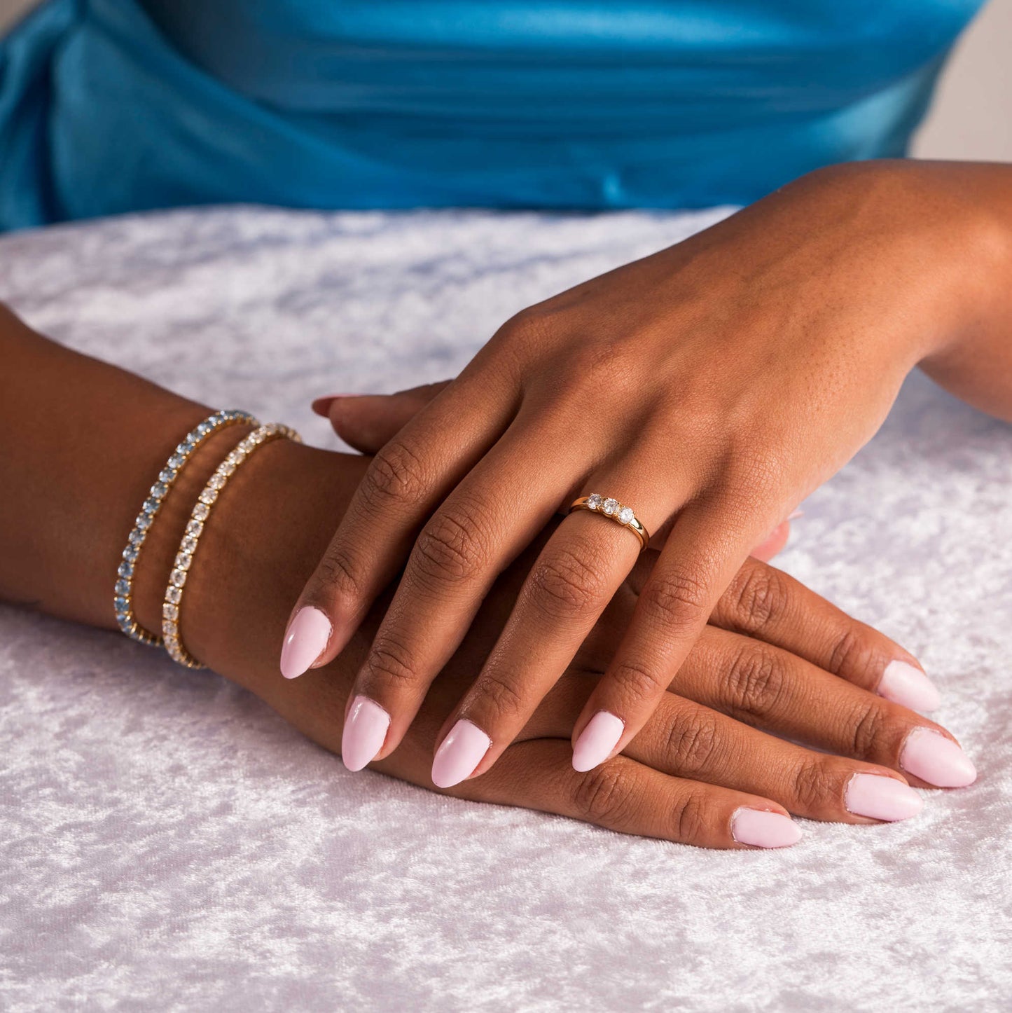 Farah ring i sølv med zirkonia 240359