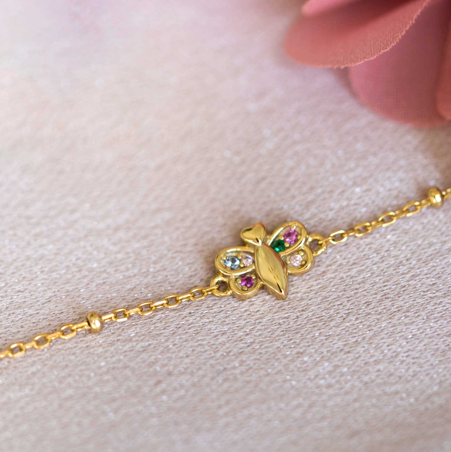 Armbånd i sølv med zirkonia bie 25339