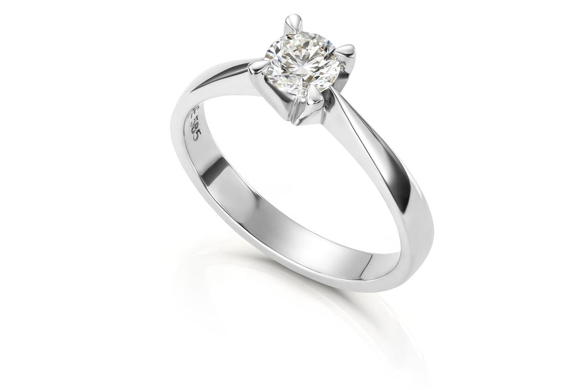 Svolder ring Maud i 585 hvitt gull med diamant 0,8 ct, klarhet SI
