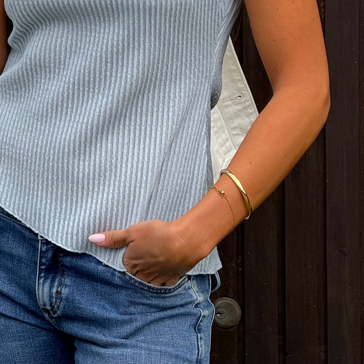 Frida Leonore armring i forgylt stål, Rise Classic 4,5 mm, bilde 9 av 9