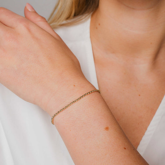 Armbånd i 585 gult gull med gullkuler 1,5 mm, bilde 2 av 4