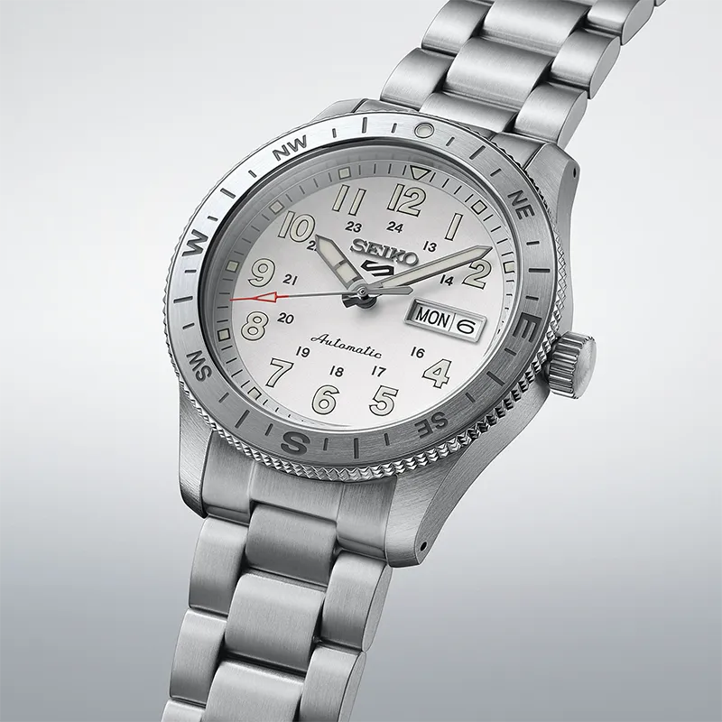Seiko 5 Sports HDB007K1 Herreklokke i Stål - Automatisk, Dagsdato