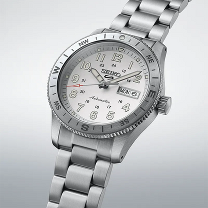 Seiko 5 Sports HDB007K1 Herreklokke i Stål - Automatisk, Dagsdato