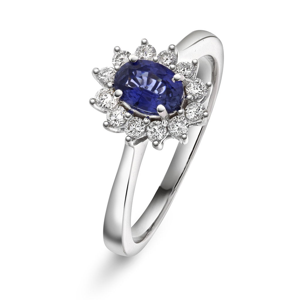Ring i 14 karat hvitt gull med safir og diamant 0,24 ct, 10 mm, bilde 1 av 4