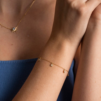 Shapes Mellow armbånd i forgylt 925 sølv med charms, bilde 2 av 4