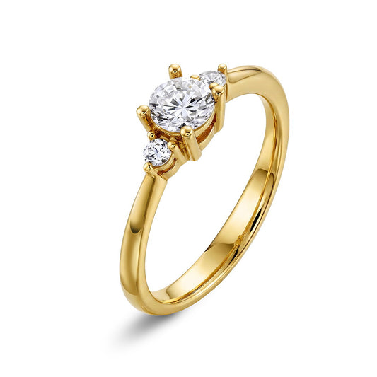 Ring i 14 karat gult gull med tre diamanter 0,60 ct, 5 mm