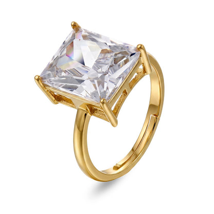 Sandra Lyng Spotlight ring i forgylt sølv med zirkonia, bilde 1 av 4