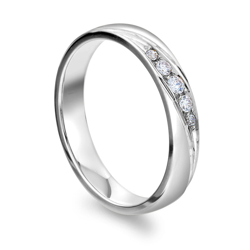 Moments giftering i hvitt gull med diamanter 0,09 ct, 3,5 mm, bilde 1 av 3