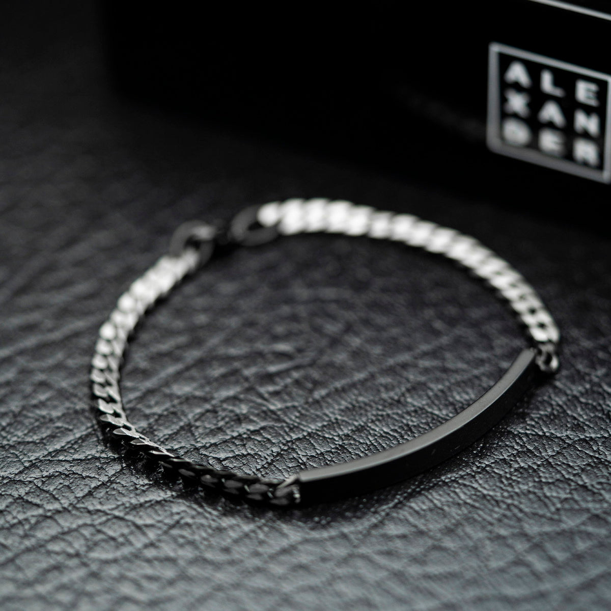 Armbånd i stål, nr. 972196