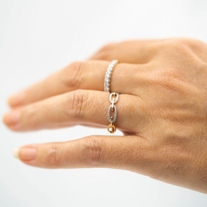 Ring i gult gull med diamant 0,20 ct, 2,3 mm bred, bilde 2 av 4