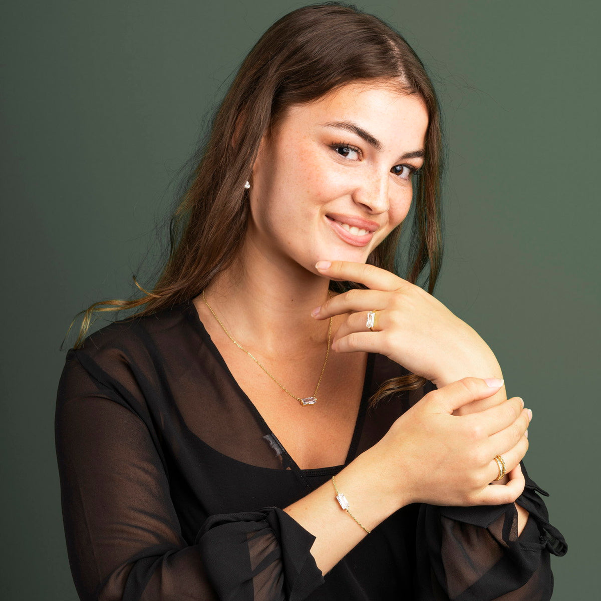 Glow Kate ring i forgylt sølv med zirkonia 15 mm, bilde 3 av 4