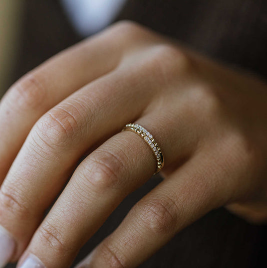 RING I GULL MED ZIRKONIA 59202
