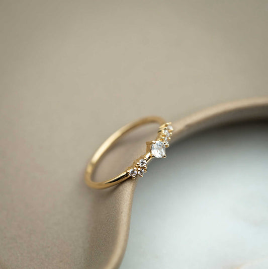 RING I GULL MED ZIRKONIA 59336
