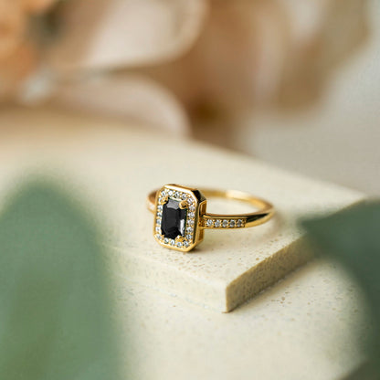Ring i forgylt 925 sølv med sort zirkonia, 8 mm bred, bilde 4 av 4