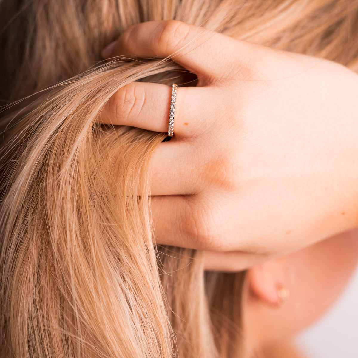 Ring i 14 karat gult gull med zirkonia 1,9 mm, bilde 2 av 2