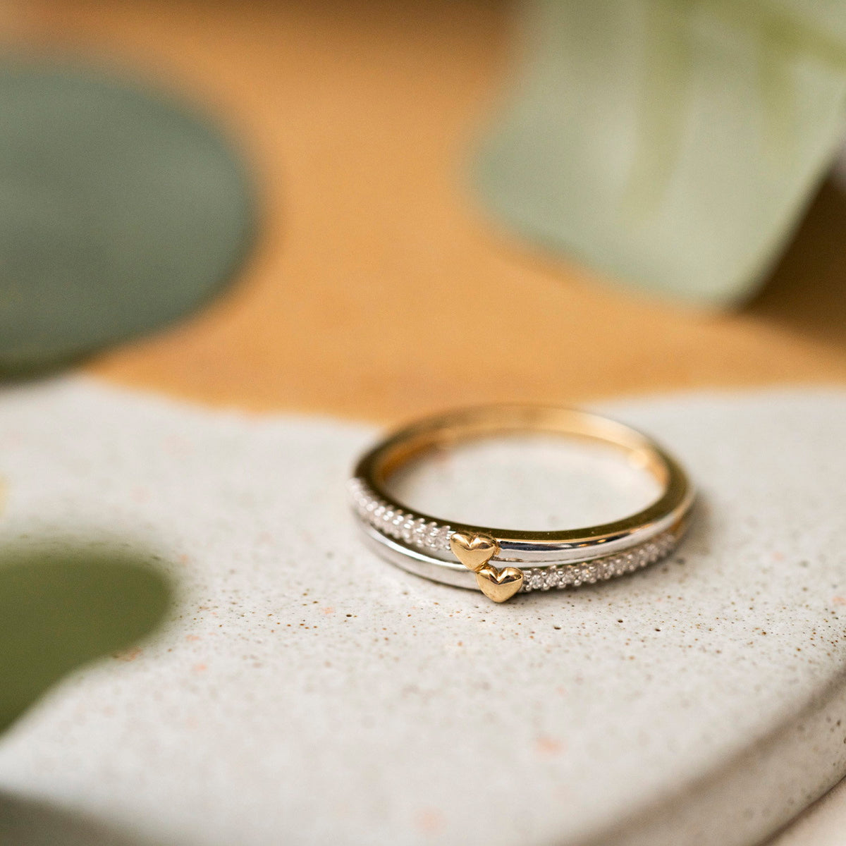 Ring i 585 gult og hvitt gull med diamanter 0,06 ct, hjerte, bilde 4 av 4