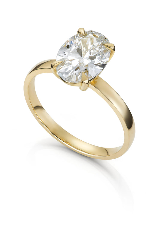 Svolder ring i 585 gult gull med oval labdiamant 3,00 ct