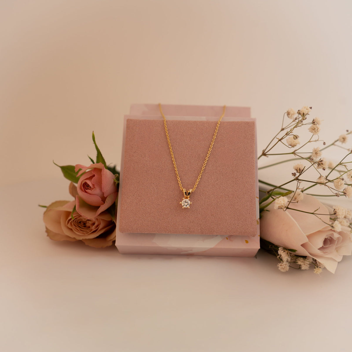 Vida anheng i gull med diamant 0,25 ct