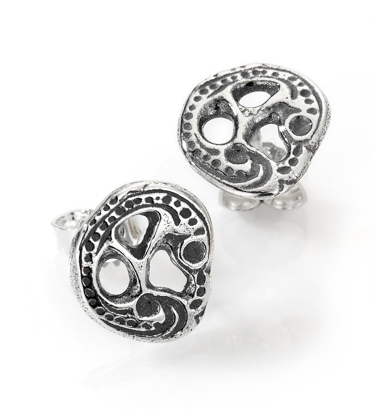 Romerikssølv øredobber i 925 sølv med monogram, 12 mm