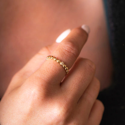 Ring for dame i 14 karat gult gull med zirkonia, bilde 2 av 2