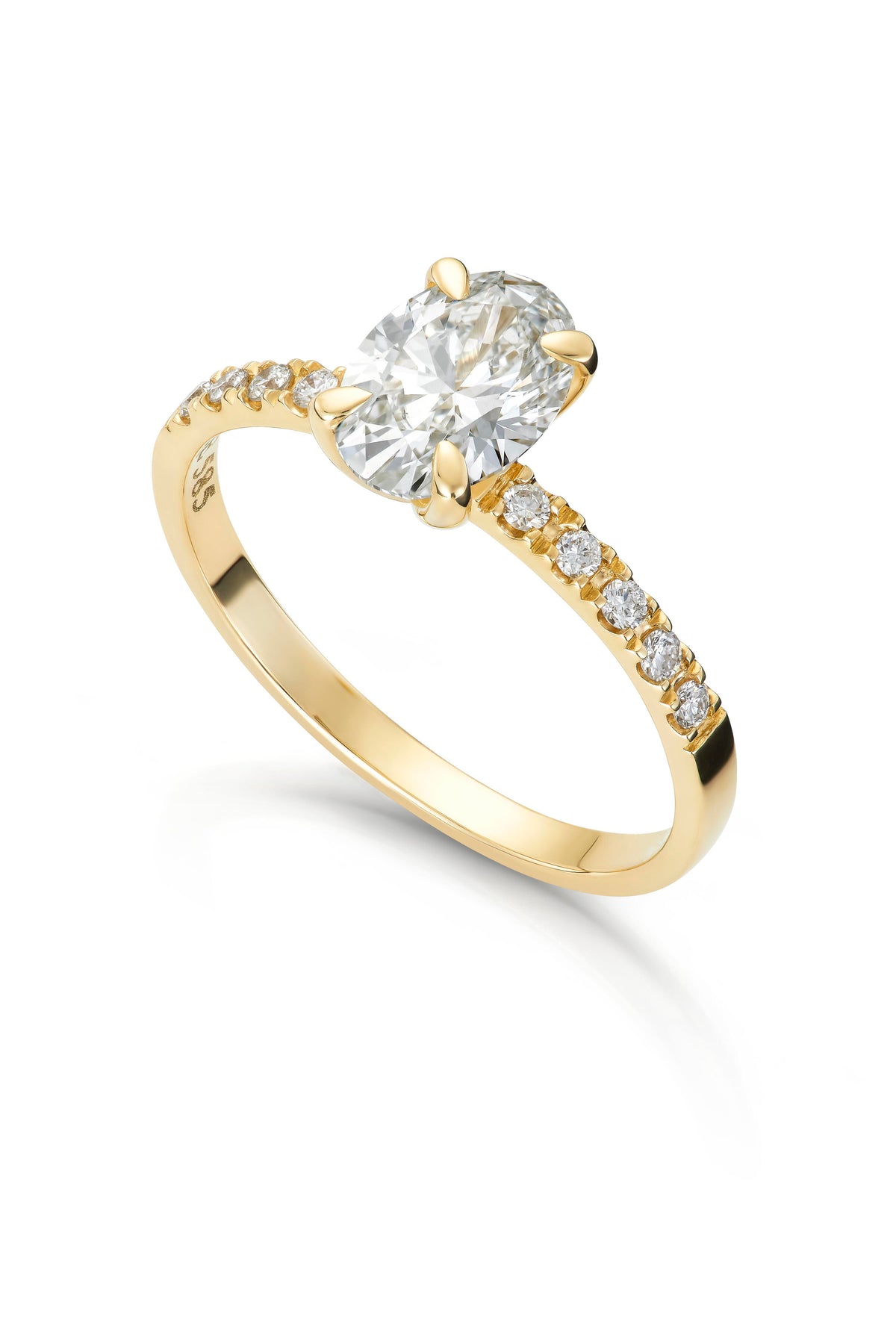 Svolder ring i 585 gult gull med laboratoriedyrket diamant 1,62 ct