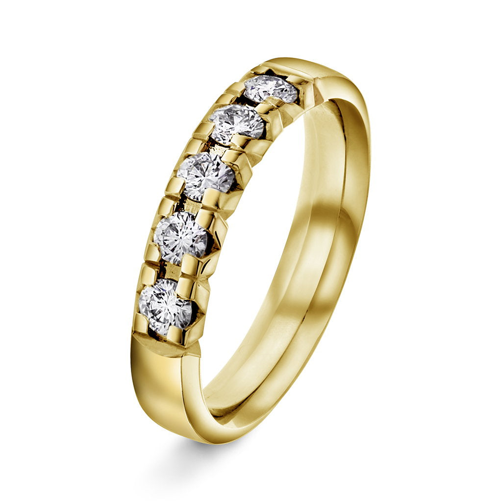 Beta ring i 14 karat gult gull med diamant 0,50 ct, 4,2 mm