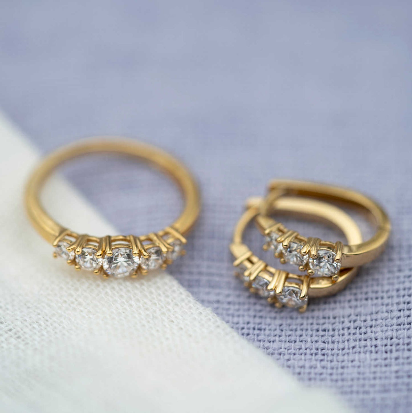 RING I SØLV MED ZIRKONIA 991268