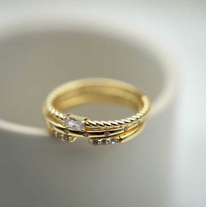 RINGER I SØLV MED ZIRKONIA 991502