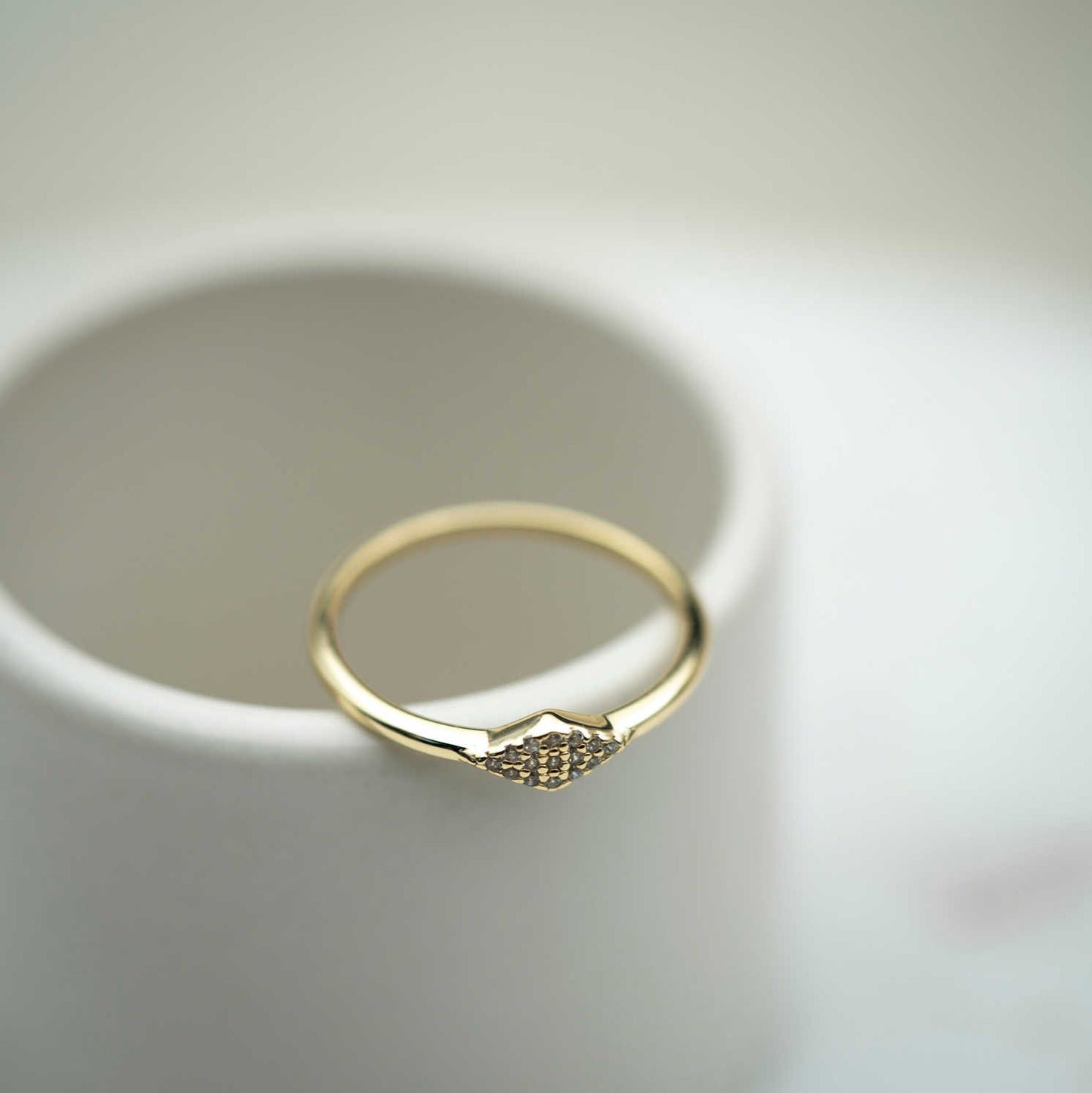 RING I SØLV MED ZIRKONIA 991504
