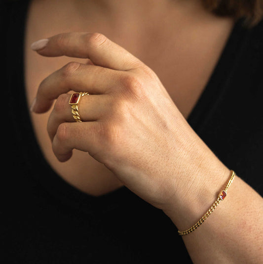 RING I SØLV MED ORANGE ZIRKONIA 991570