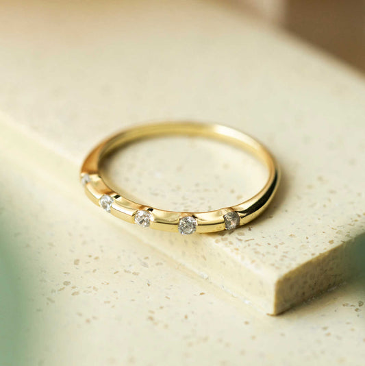 RING I SØLV MED ZIRKONIA 991752