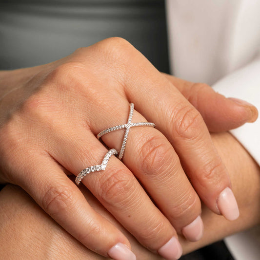 RING I SØLV MED ZIRKONIA X 991874
