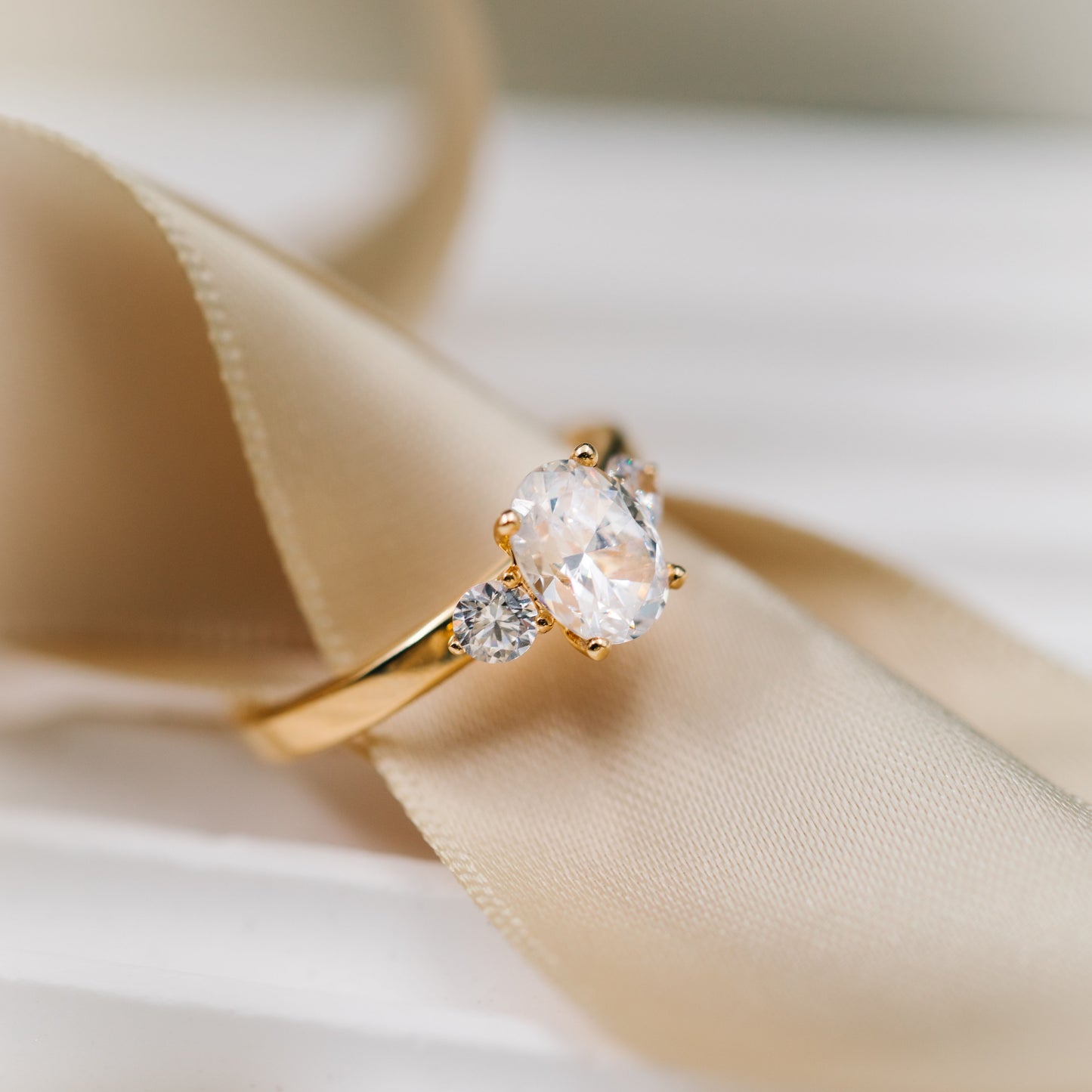 Duchess ring gull LAB diamanter 1,55 ct N240619