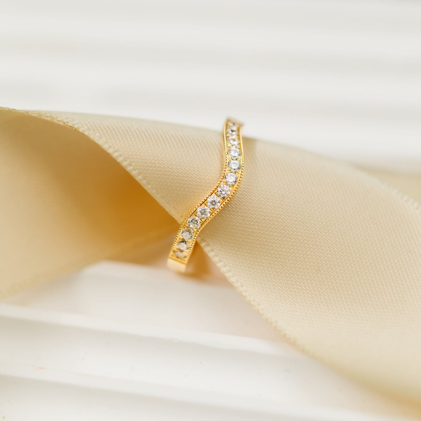 Fairytale ring gull LAB diamanter 0,30 c N240623