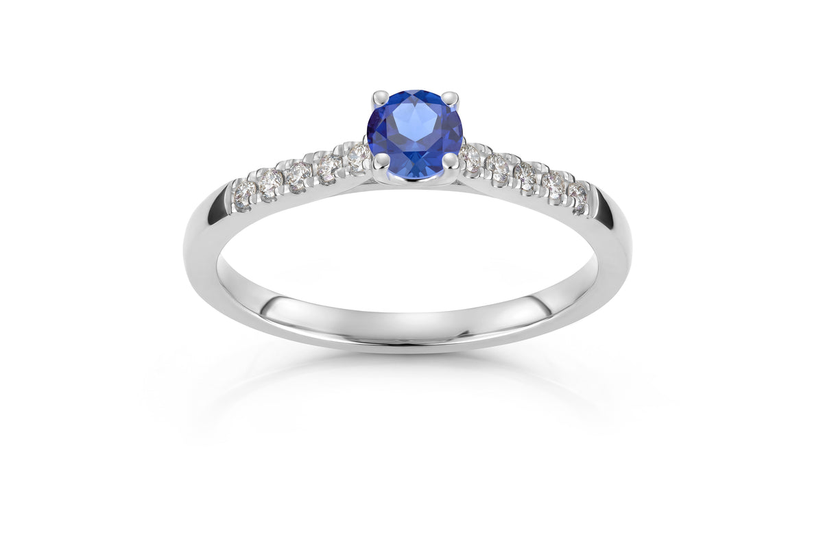 Svolder ring i 585 gull med safir og 0,13 ct diamanter, bilde 2 av 2