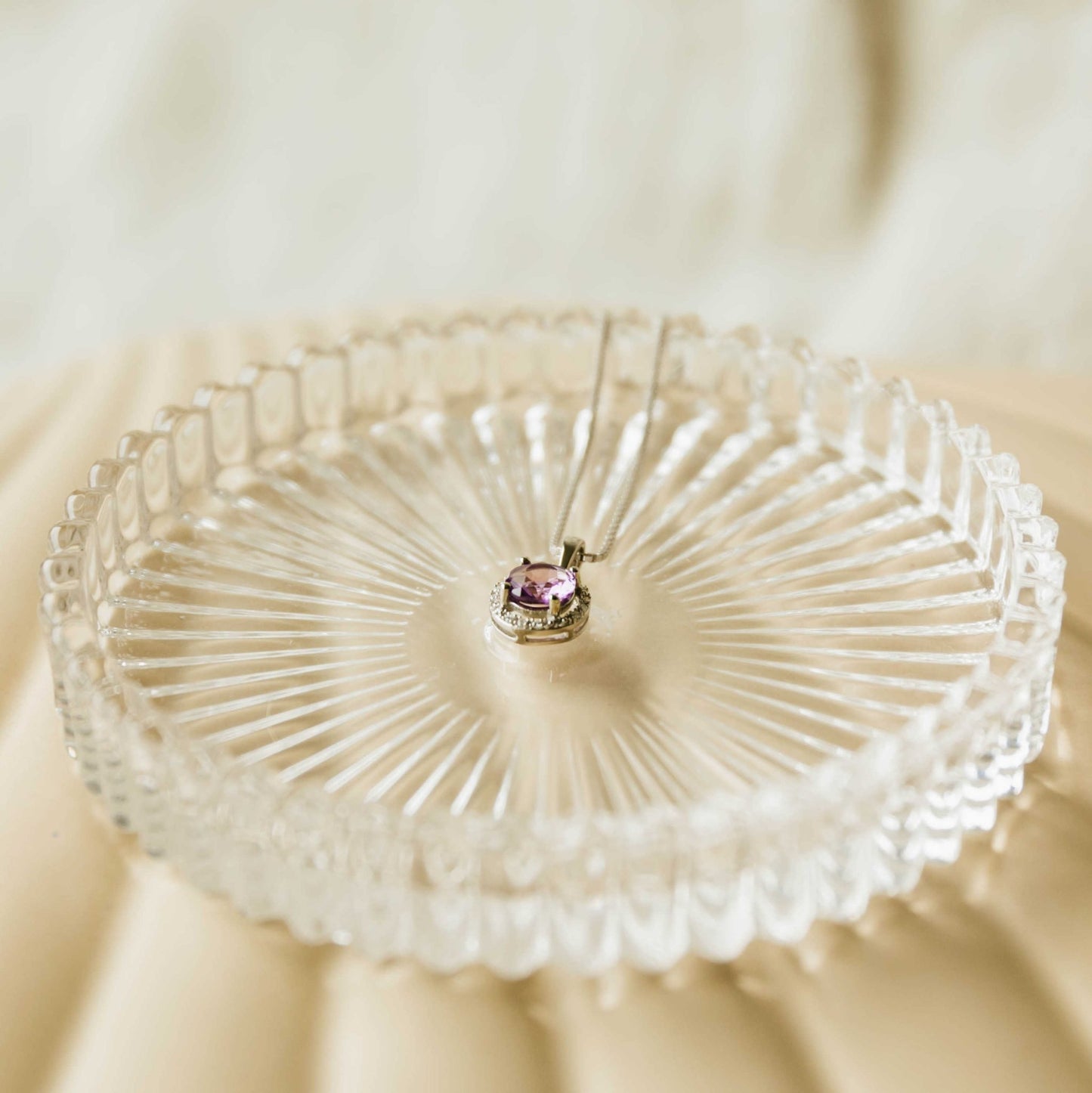 ANHENG I GULL MED DIAMANT 0,05 CT WSI 16150014 - Bjerveur.noANHENG I GULL MED DIAMANT 0,05 CT WSI 16150014