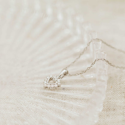ANHENG I GULL MED DIAMANT 0,12 CT WSI 1615937 - 12 - Bjerveur.noANHENG I GULL MED DIAMANT 0,12 CT WSI 1615937 - 12