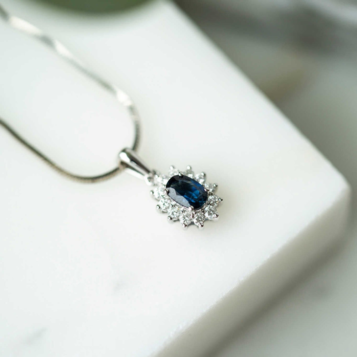 ANHENG I GULL MED DIAMANT 0,24 CT TWSI 1615887 - SAF - Bjerveur.noANHENG I GULL MED DIAMANT 0,24 CT TWSI 1615887 - SAF