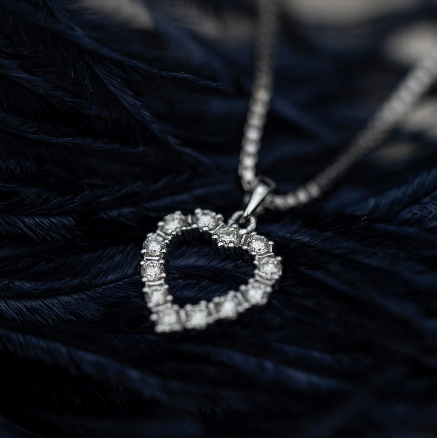 ANHENG I GULL MED DIAMANT 0,24 CT WSI 1615938 - 24 - Bjerveur.noANHENG I GULL MED DIAMANT 0,24 CT WSI 1615938 - 24