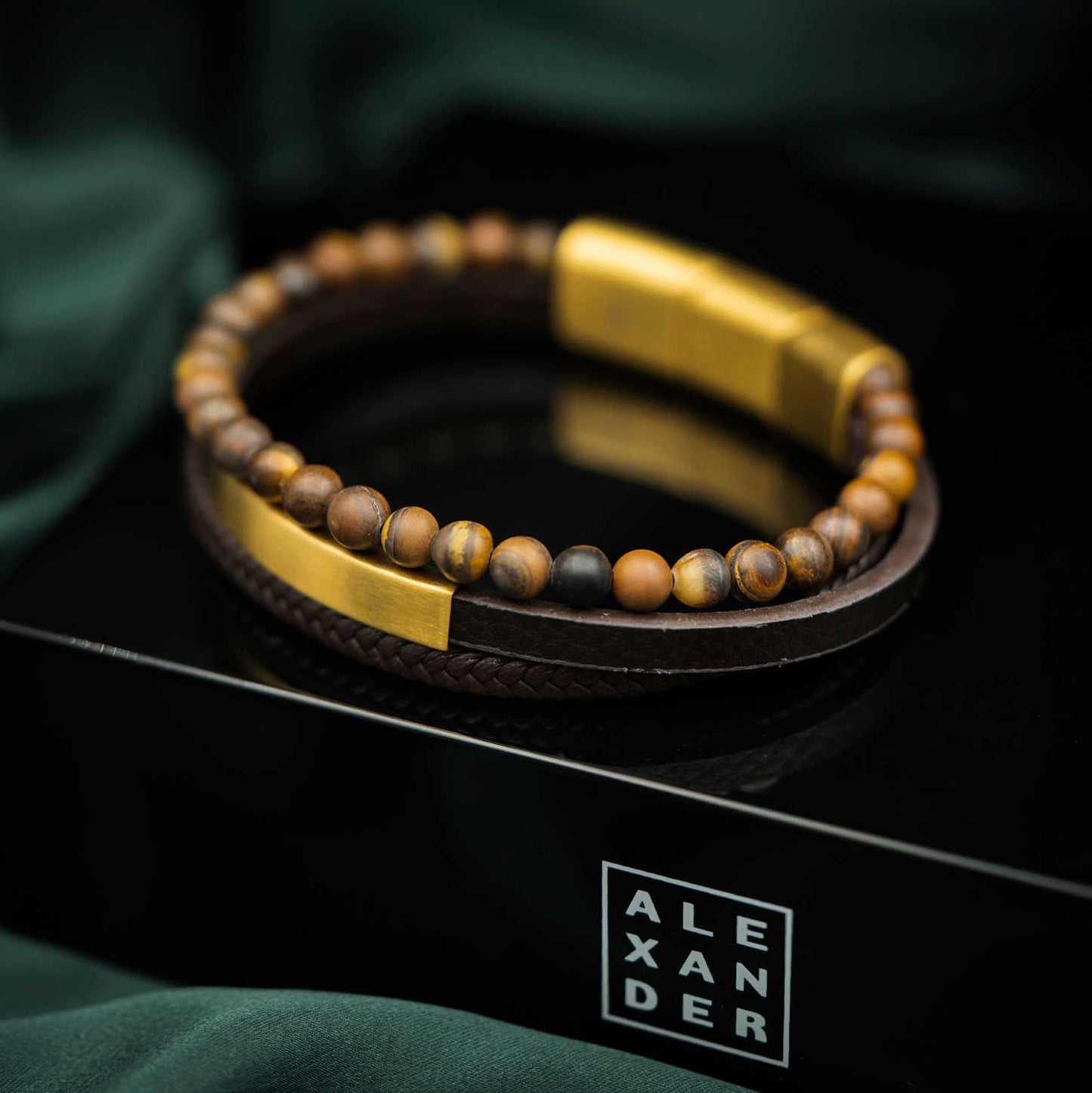 ARMBÅND I STÅL OG BRUNT SKINN 972513 - Bjerveur.noARMBÅND I STÅL OG BRUNT SKINN 972513